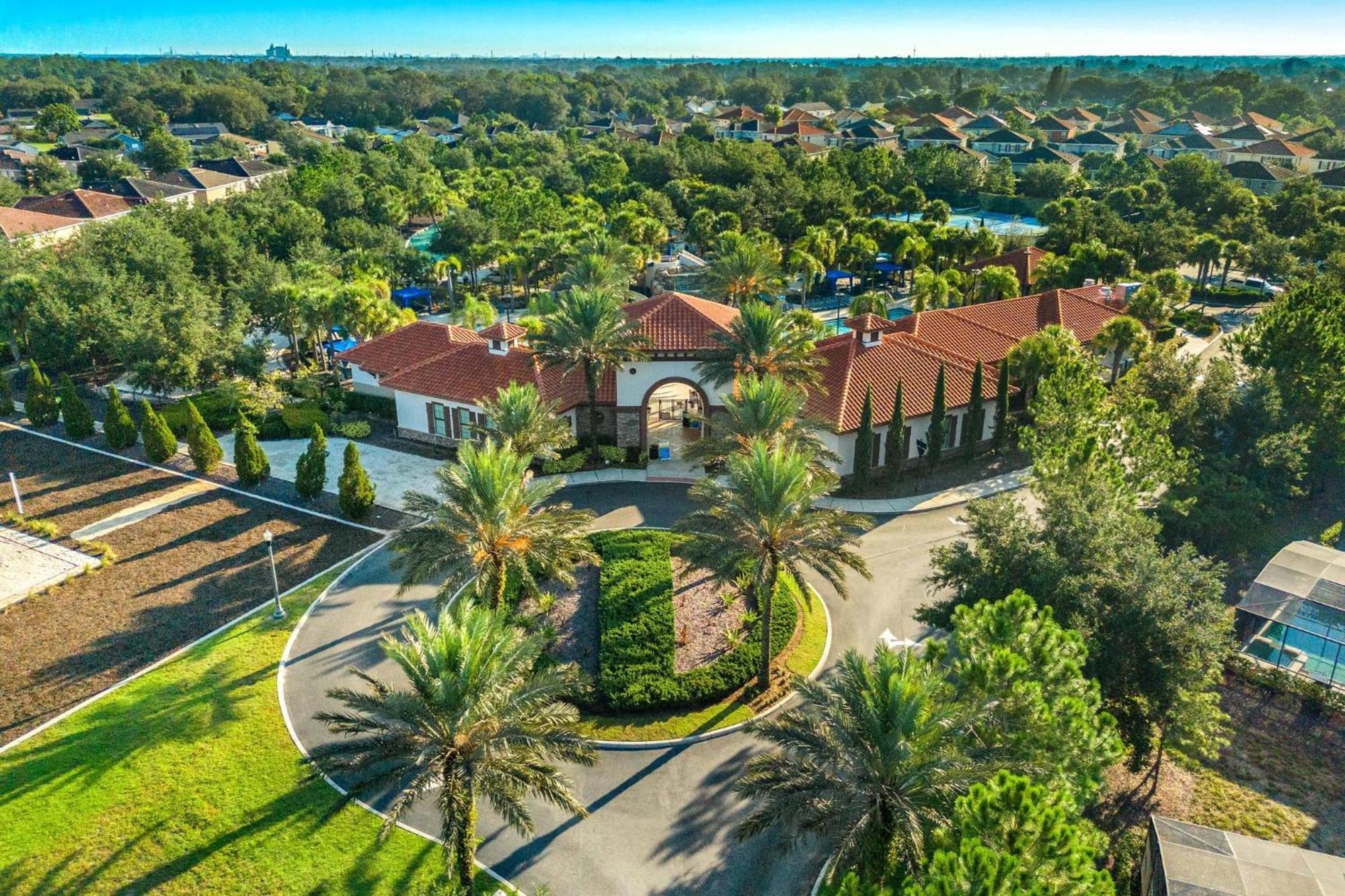 Resort Villatel Village At Solterra Davenport