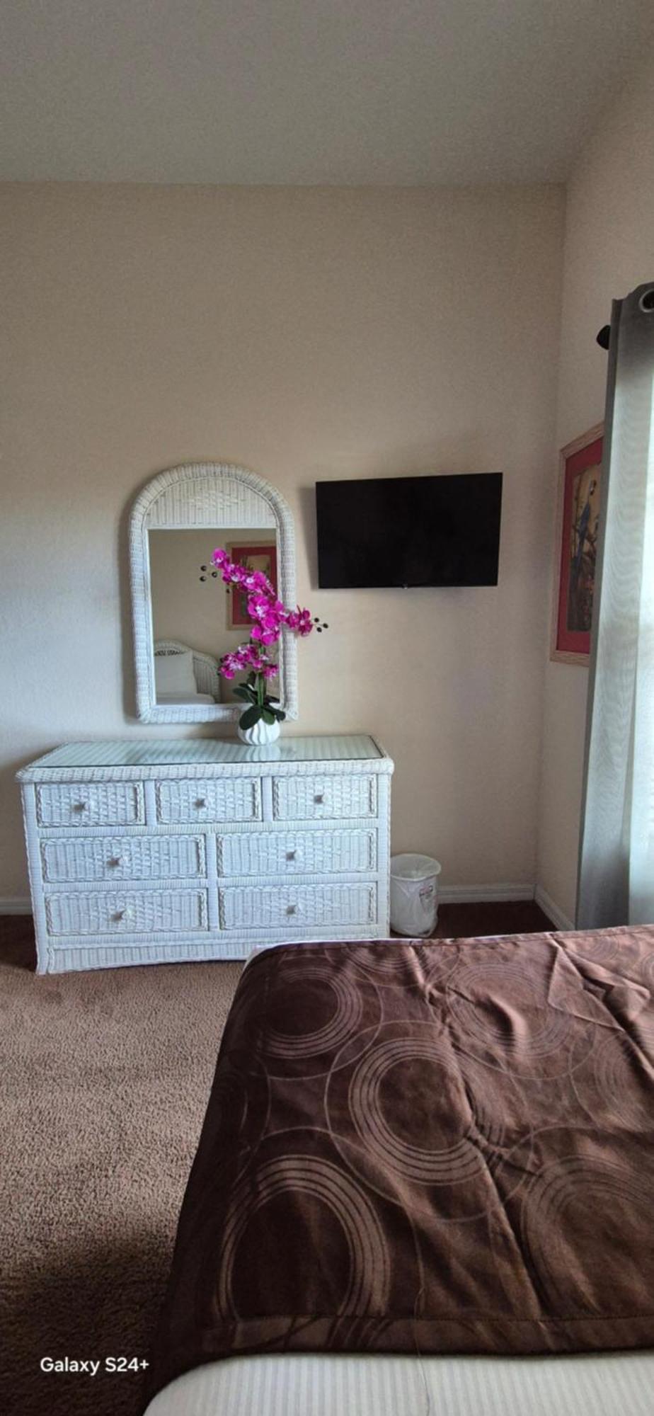 16109 Bahama Bay Apartment