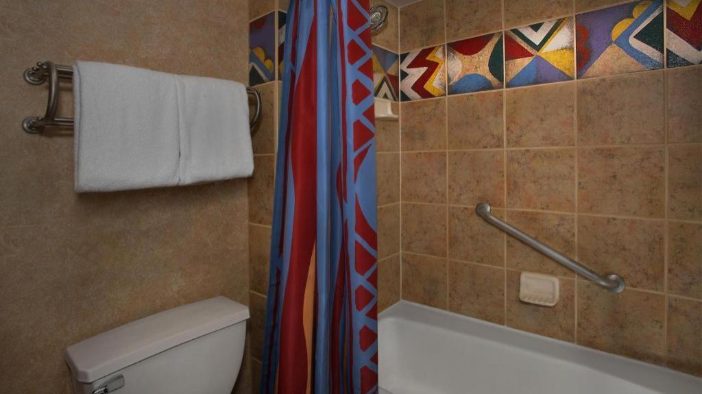 Disney's Animal Kingdom - Jambo House Hotel 4*