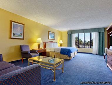Inn Lakeland Hotel