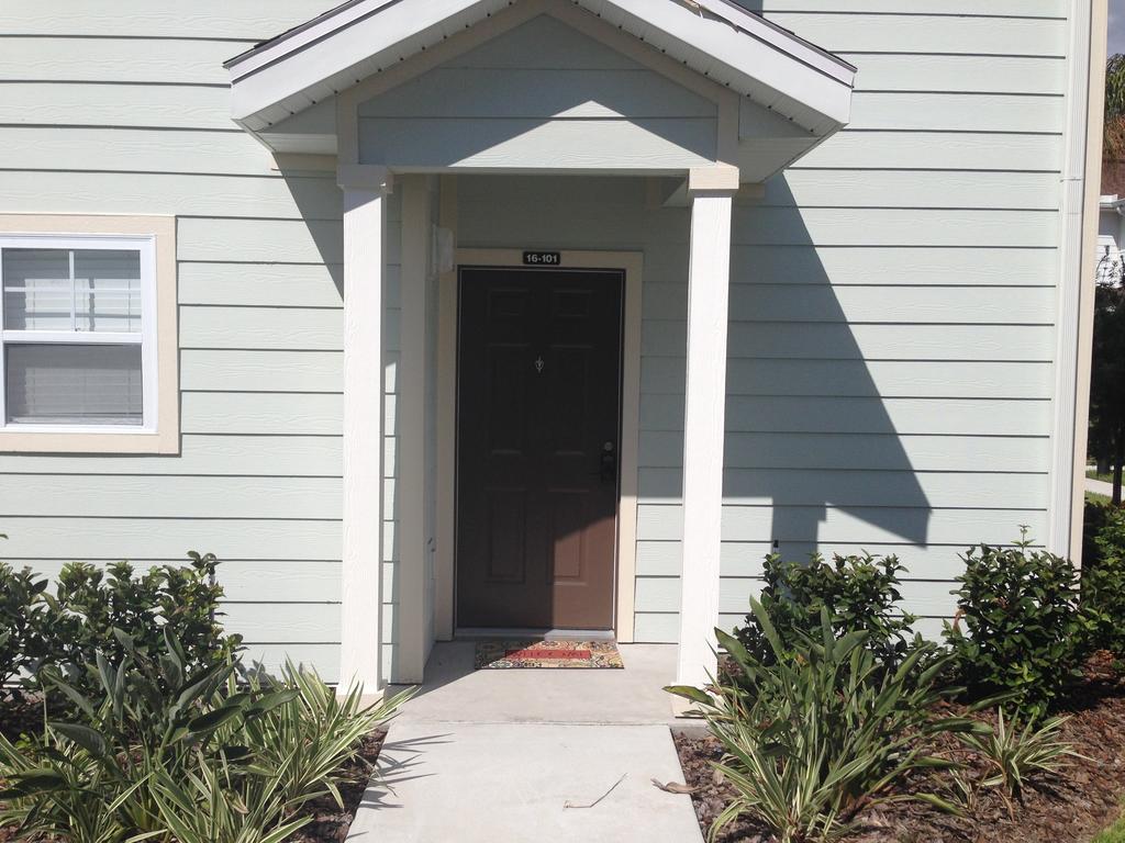 Lucaya Village Townhomes 4*