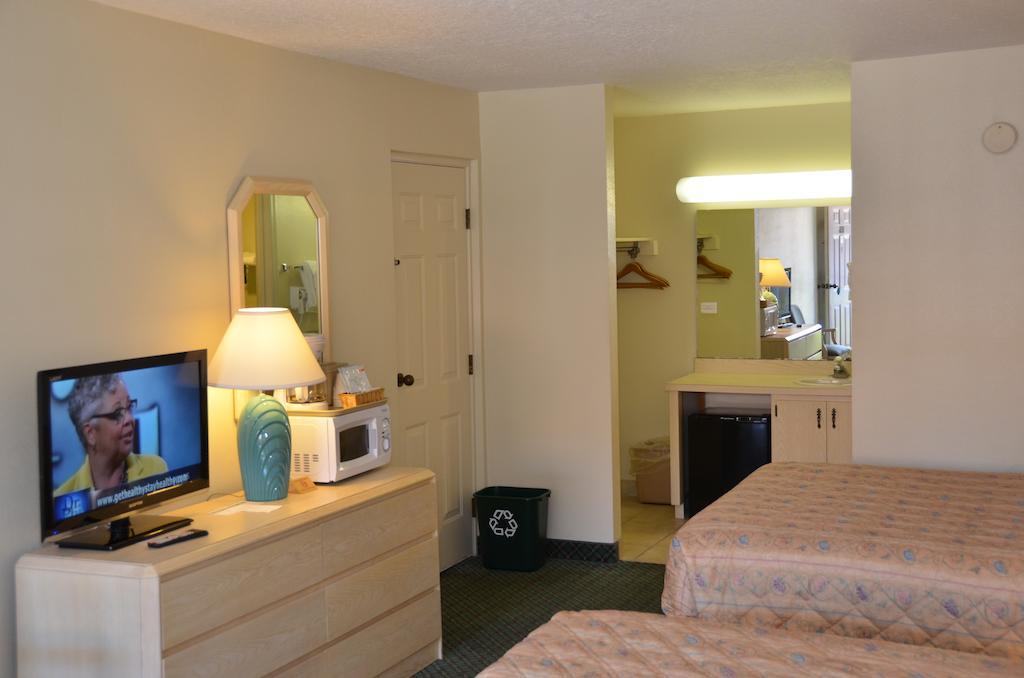 Resort Cypress Cove Nudist Poinciana
