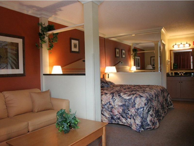 Hotel Days By Wyndham West Kissimmee