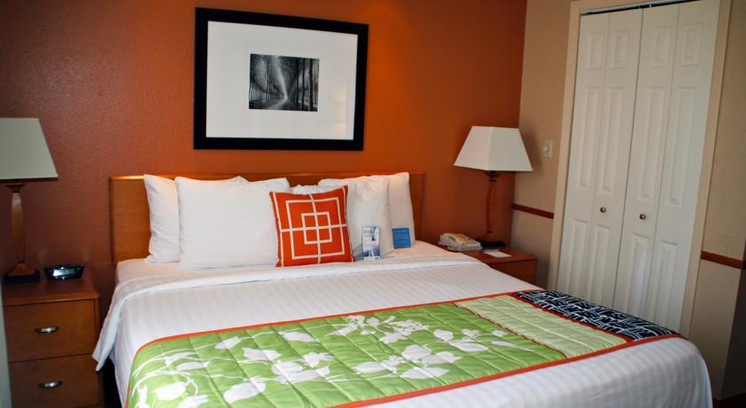 Fairfield And By Marriott Near Universal 3*