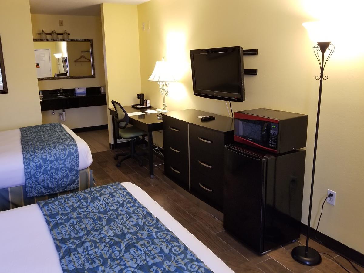 Shining Light & Hotel Kissimmee