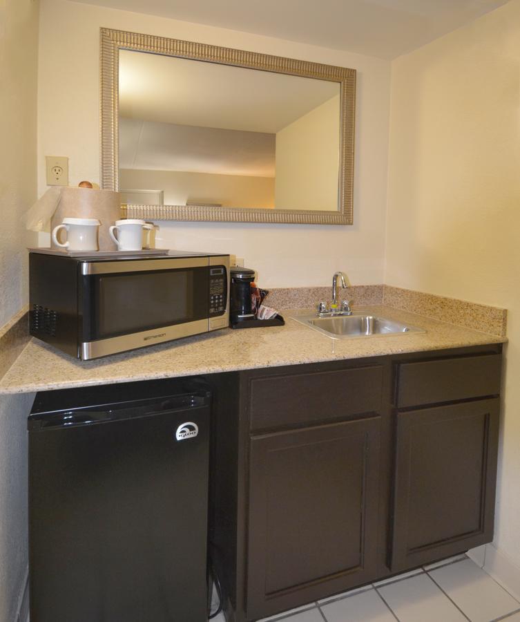 Hotel Clarion & At International Drive 3*