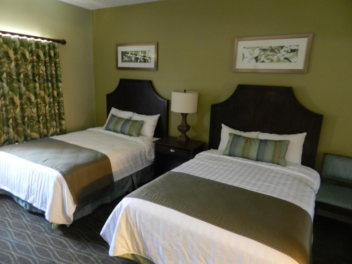 Alhambra Resort 3*