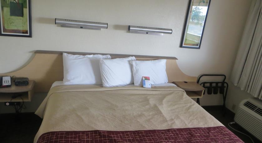 Clarion & At International Drive Hotel 3*