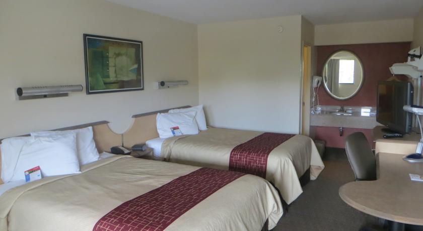 Clarion & At International Drive Hotel