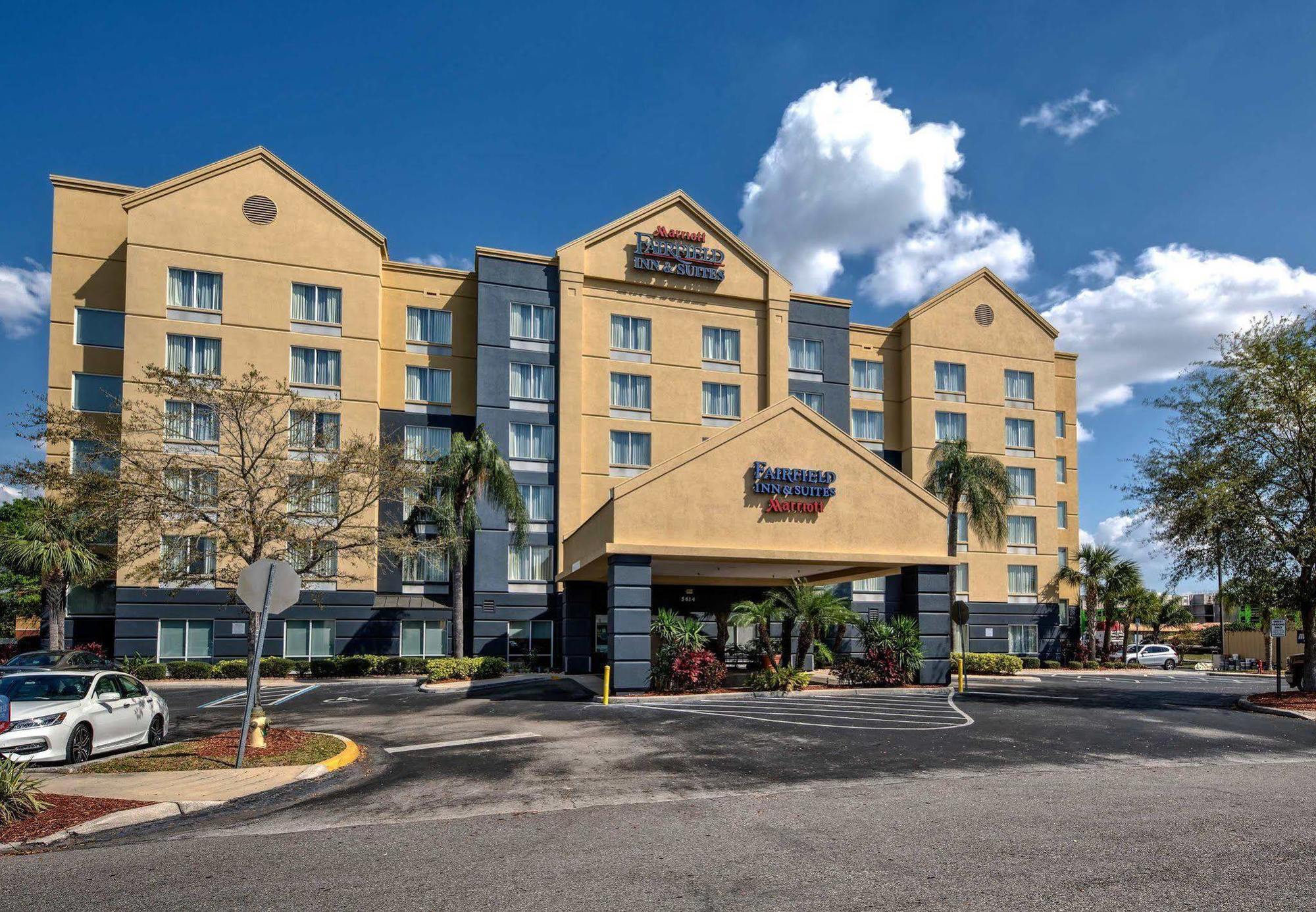 Fairfield And By Marriott Near Universal 3*