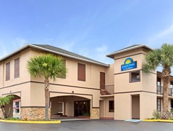 Days By Wyndham West 2*