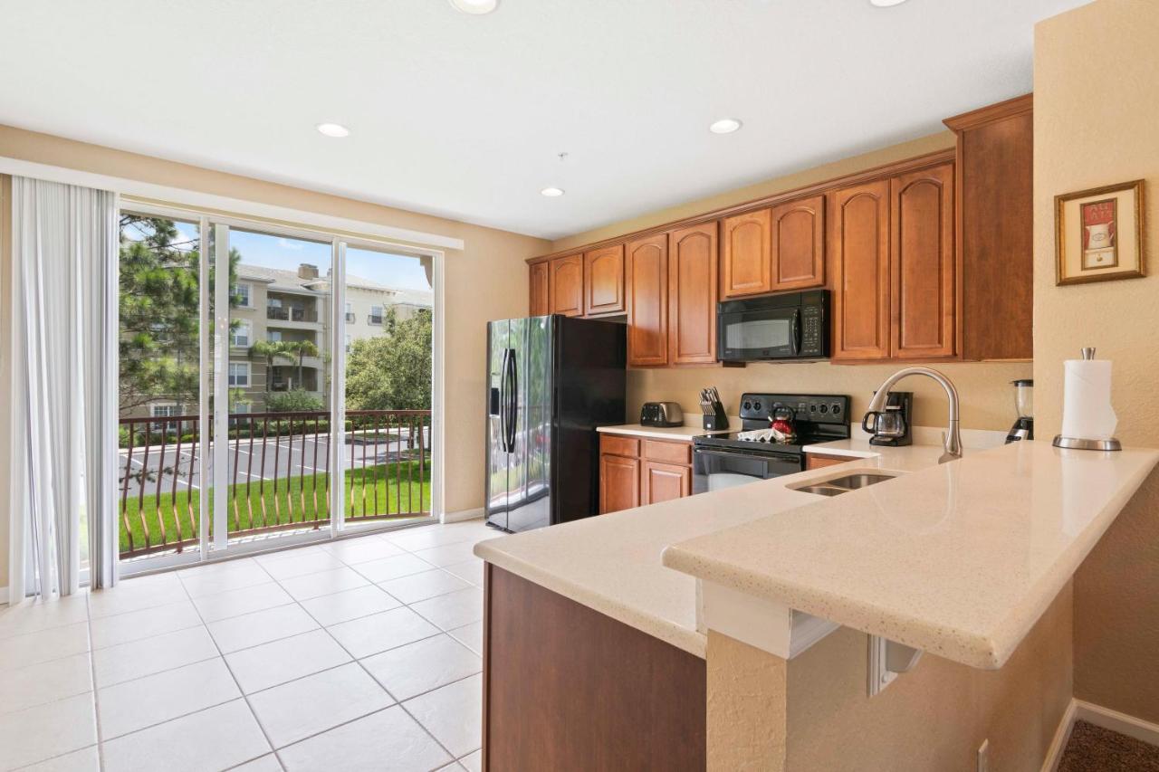 At Universal Boulevard Holiday home