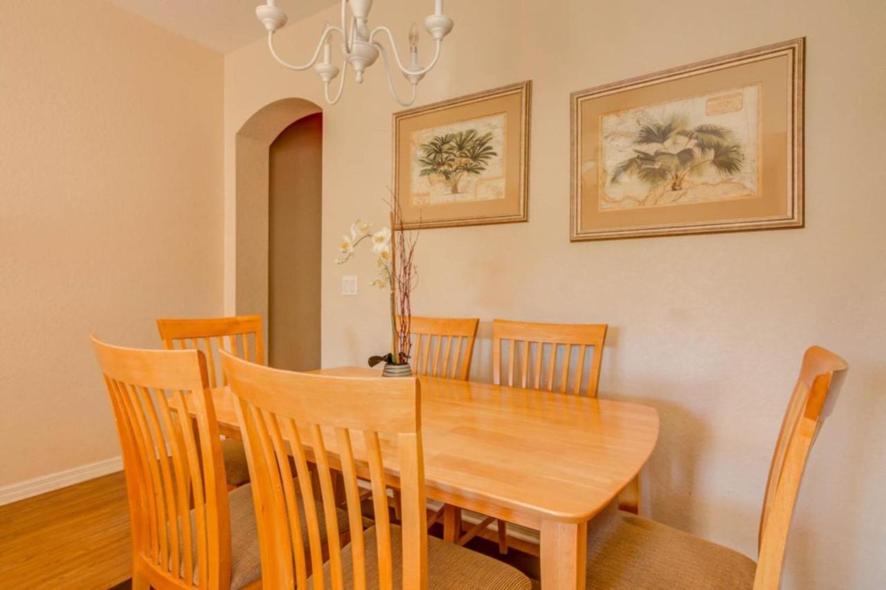 Regal Palms & 121 Apartment *