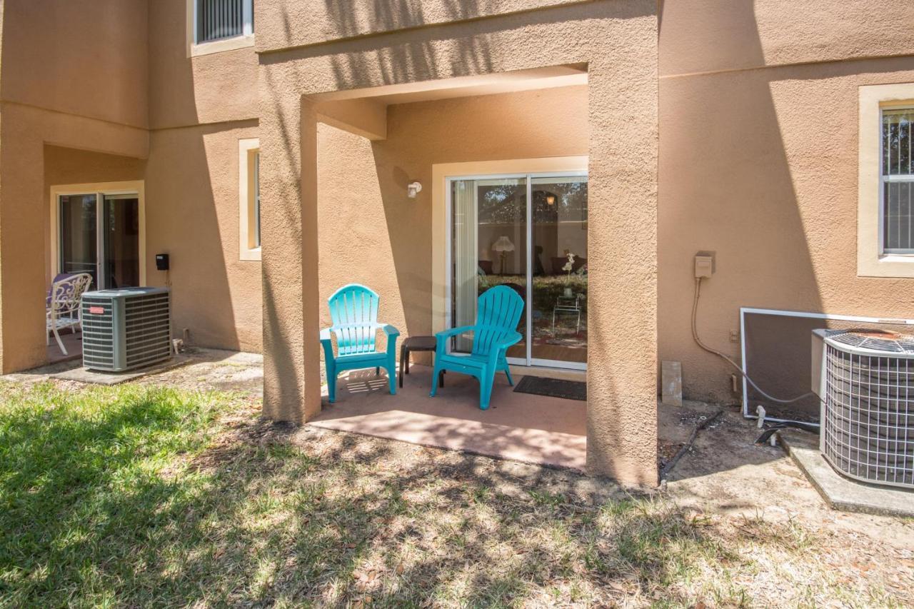 Regal Palms & 121 Apartment