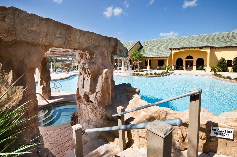 Paradise Palms Deluxe Homes
