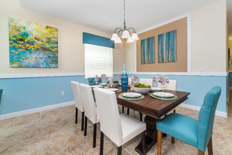 Paradise Palms Deluxe Homes