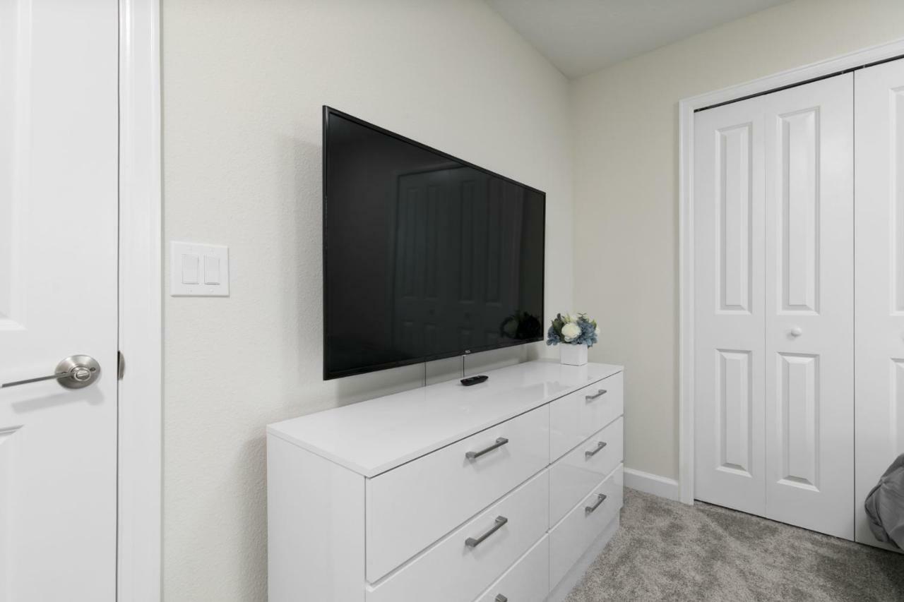 Great Near With Themed Bedroom