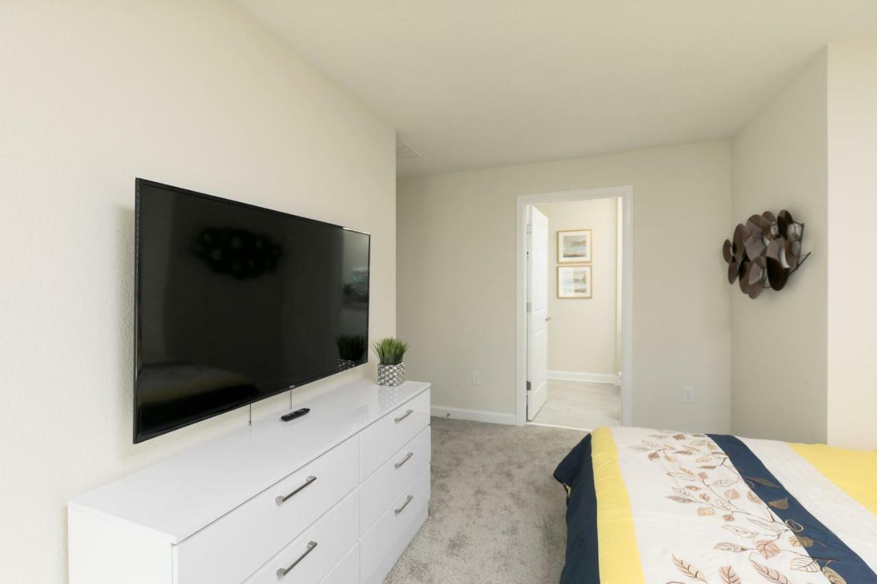 Great Near With Themed Bedroom Villa *