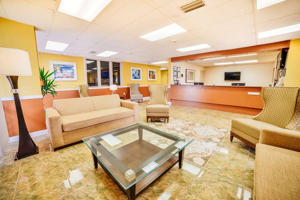 Stayable East Hotel 2*