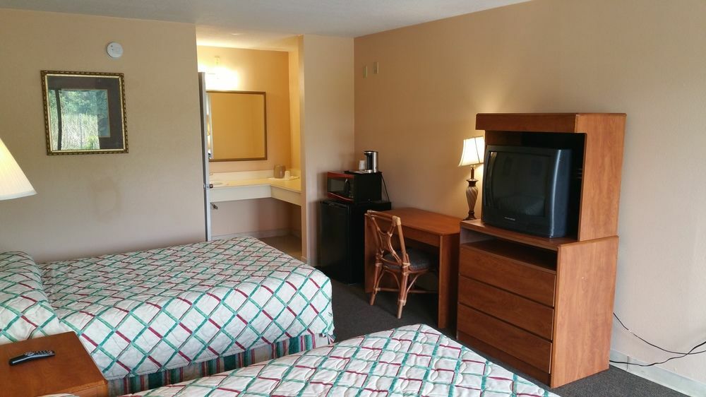 Hotel Shining Light & 2*