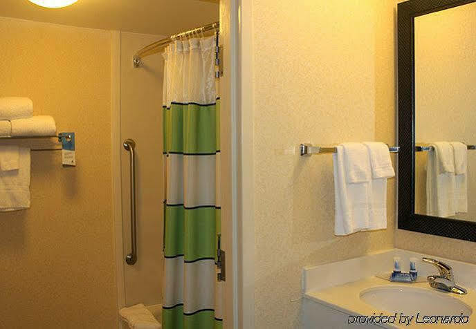 Hotel Fairfield And By Marriott Near Universal