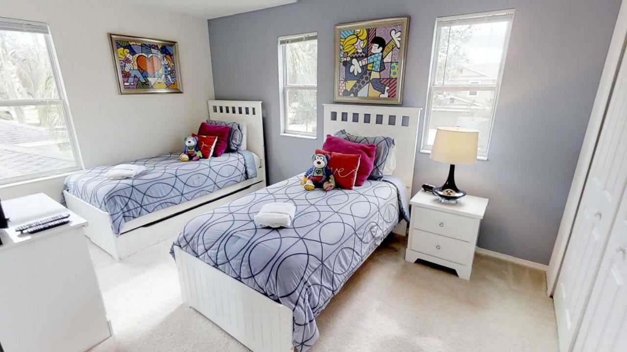 Crystal Cove 4 Bedroom Vacation 1527 Kissimmee