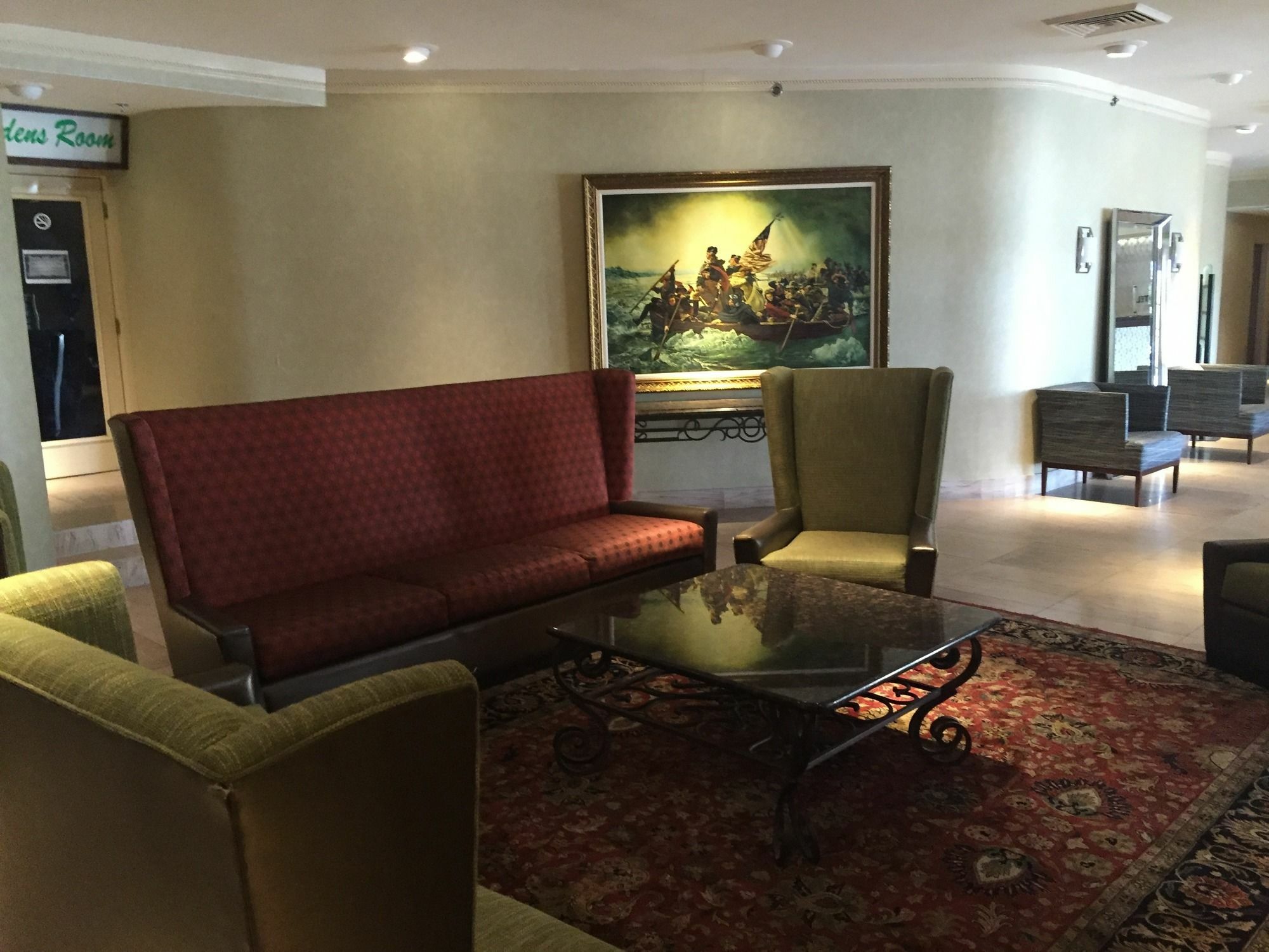 Lodge Econo Chain Of Lakes