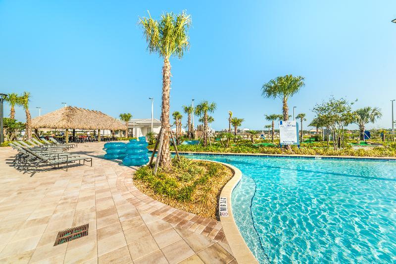 Storey Homes, Townhomes & Resort 4*