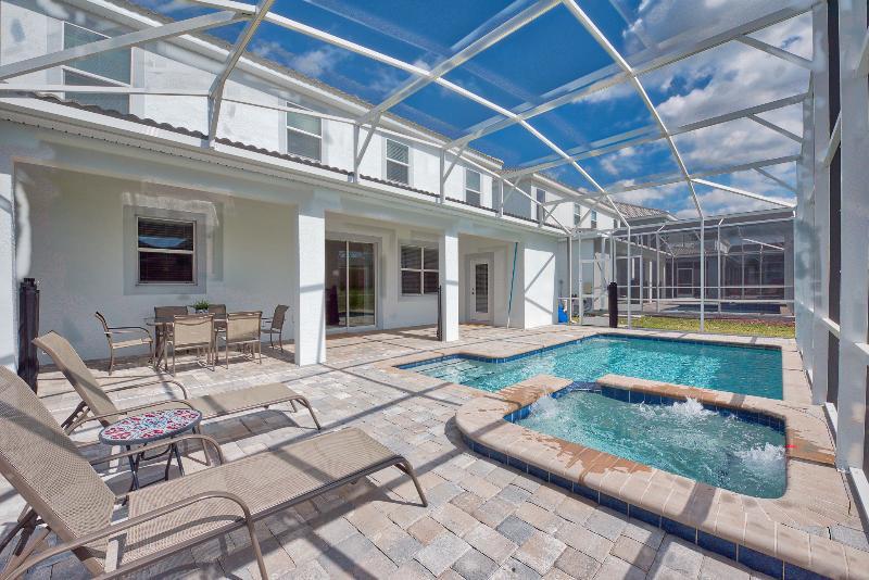 Champions Gate Luxury Homes 4*